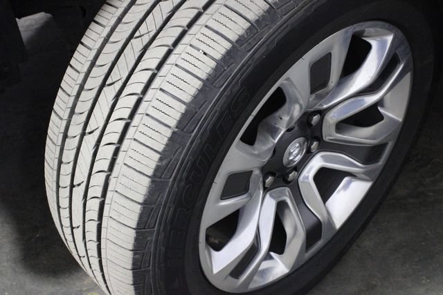 Used 2023 RAM 1500 Limited AWD/4WD image 39