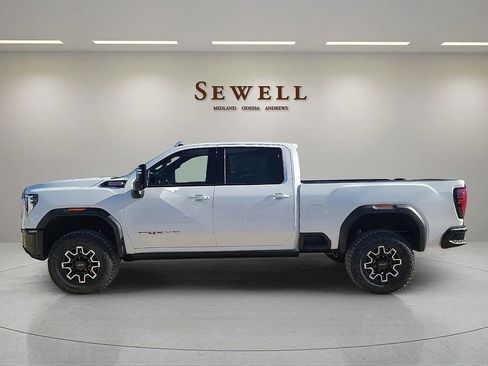 Used 2026 GMC Sierra 2500 AT4X AWD/4WD image 2