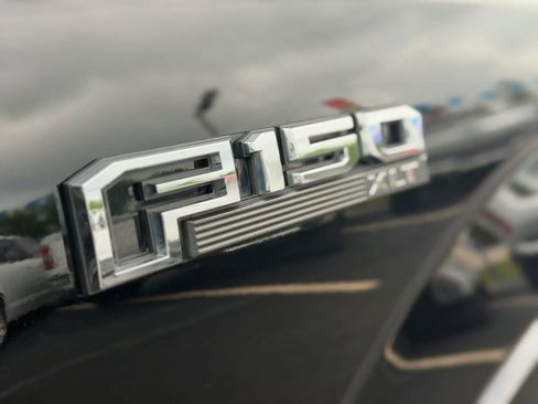 Used 2016 Ford F150 XLT w/ Equipment Group 302A Luxury image 5