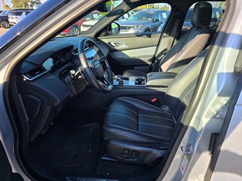 Used 2021 Land Rover Range Rover Velar R-Dynamic S image 20