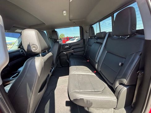 Used 2021 GMC Sierra 1500 SLT AWD/4WD image 18