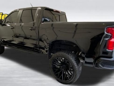 Used 2024 Chevrolet Silverado 1500 RST w/ Convenience Package II image 2