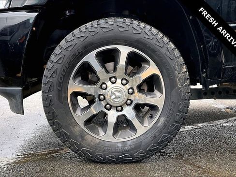 Used 2021 RAM 2500 Limited image 31