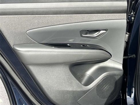 Certified 2025 Hyundai Tucson Limited image 21