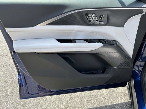 New 2026 Cadillac Lyriq Sport AWD/4WD image 15