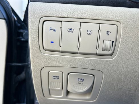 Used 2013 Hyundai Genesis 5.0 R-Spec image 20