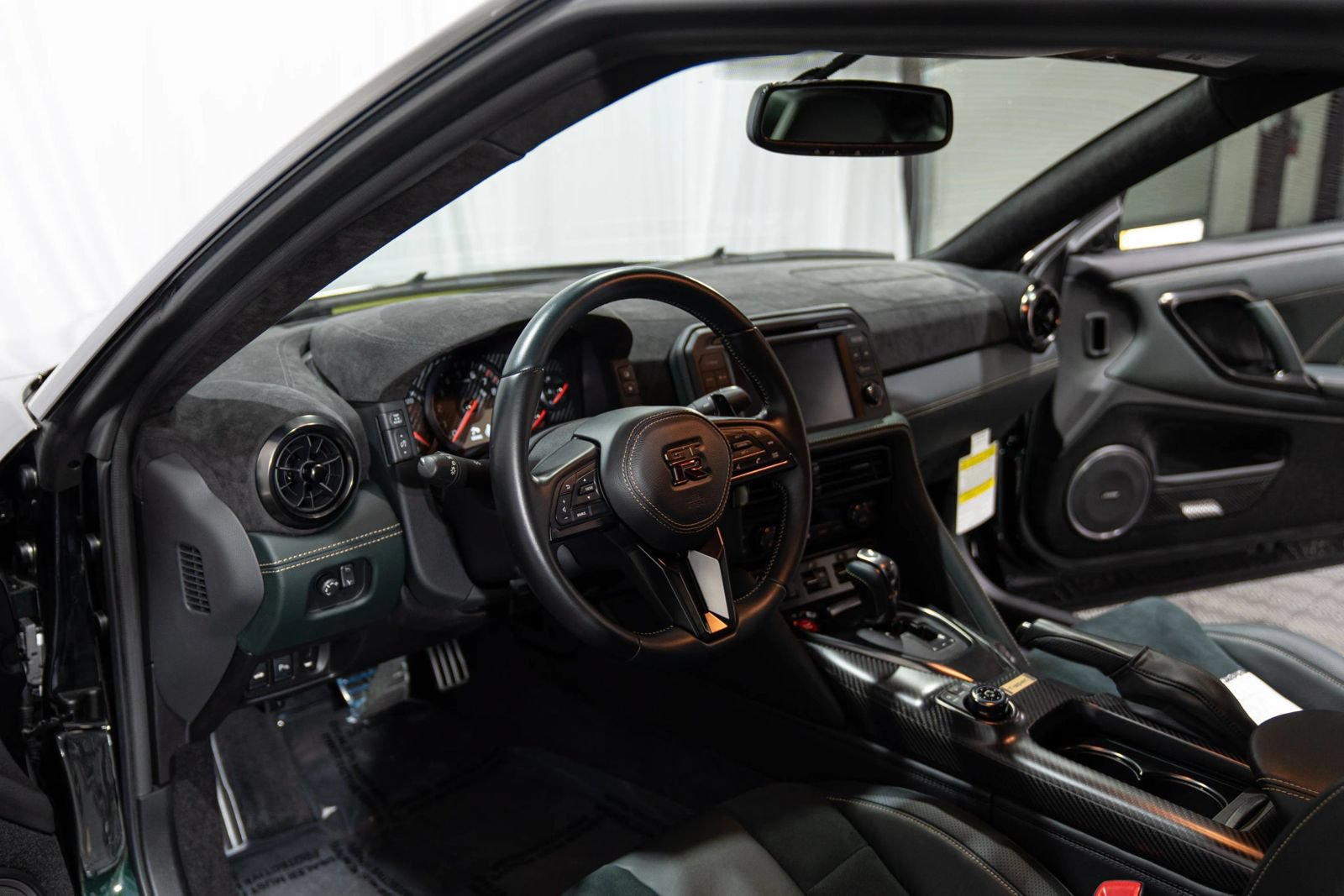 Used 2024 Nissan GT-R w/ T-Spec Takumi Edition AWD/4WD image 12