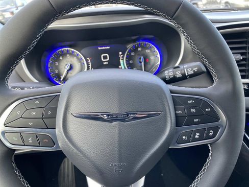 New 2026 Chrysler Voyager LX image 13