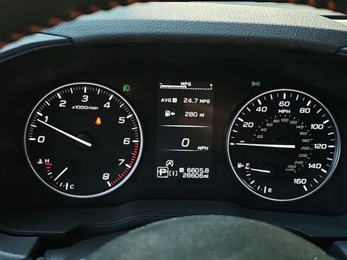 Certified 2024 Subaru Crosstrek 2.5i Limited AWD/4WD image 11