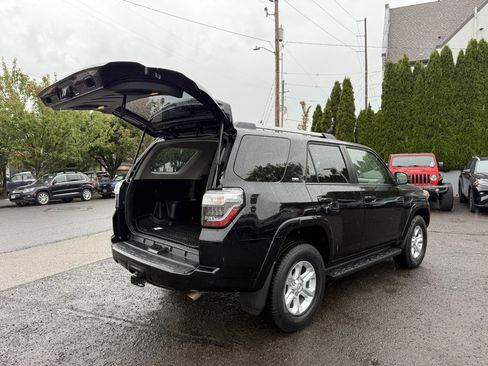 Used 2019 Toyota 4Runner SR5 image 15