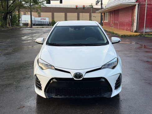 Used 2019 Toyota Corolla SE image 3