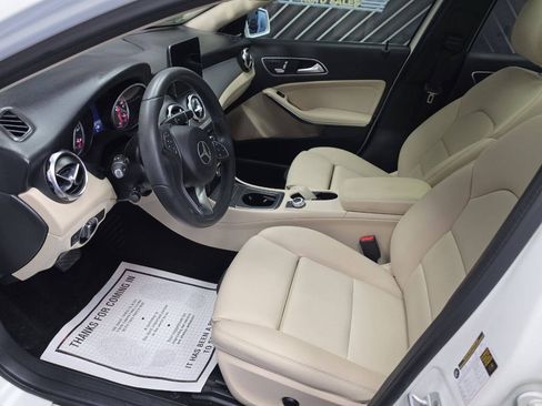 Used 2018 Mercedes-Benz GLA 250 image 15