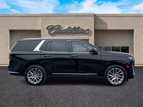 Certified 2022 Cadillac Escalade Premium Luxury Platinum w/ LPO, Radiant Package image 2