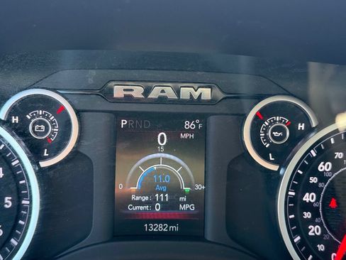 Used 2025 RAM 2500 Big Horn AWD/4WD image 17