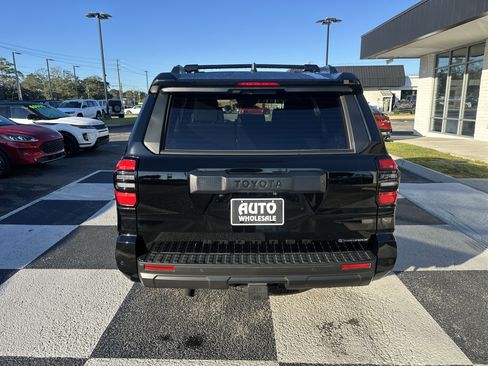 Used 2025 Toyota 4Runner TRD Off-Road Premium image 4