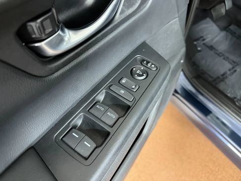 Used 2024 Honda CR-V EX image 17