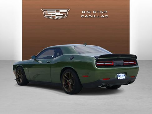 Used 2021 Dodge Challenger R/T Scat Pack w/ Shaker Package RWD image 3