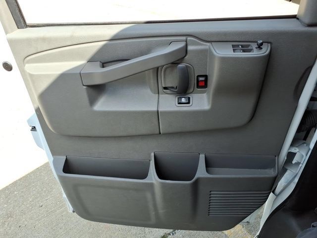 Used 2024 Chevrolet Express 3500 LT w/ LT Preferred Equipment Group RWD image 15