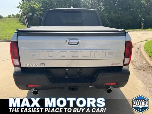 Used 2024 Honda Ridgeline Sport image 6