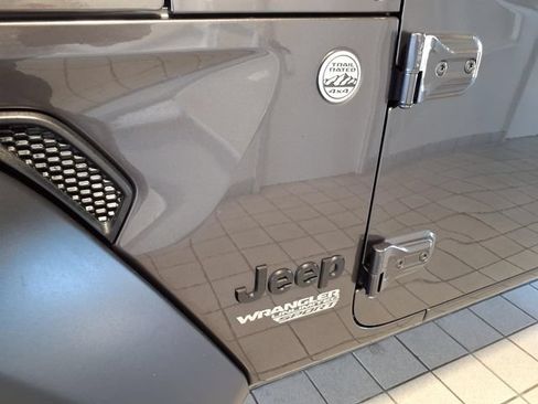 Used 2021 Jeep Wrangler Unlimited Sport AWD/4WD image 5
