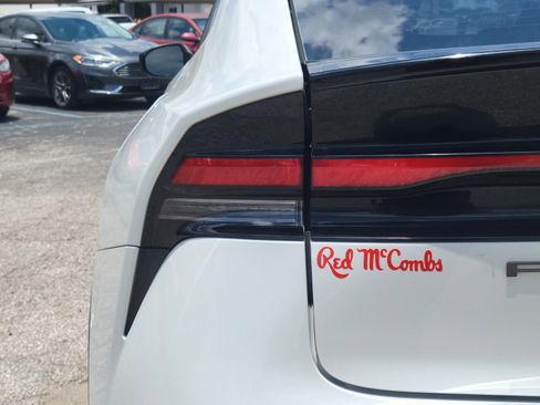 Used 2024 Toyota Prius Limited image 10