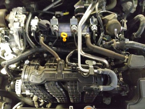 Used 2024 Nissan Altima 2.5 SV FWD image 30