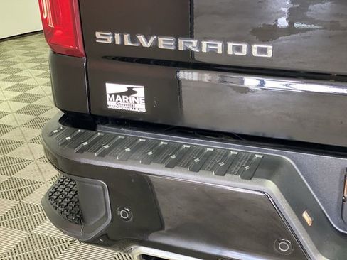 Certified 2024 Chevrolet Silverado 1500 High Country w/ Technology Package AWD/4WD image 38