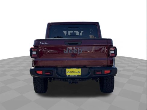 Used 2021 Jeep Gladiator Rubicon AWD/4WD image 4