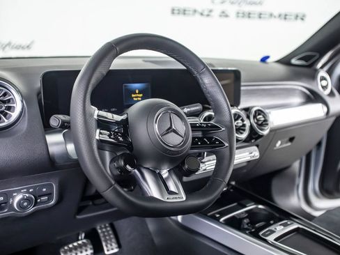 Used 2026 Mercedes-Benz GLB 35 AMG 4MATIC image 27
