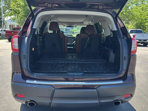 Used 2023 Subaru Ascent Touring AWD/4WD image 19