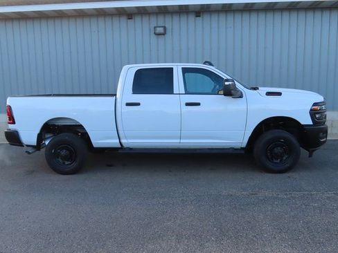 New 2026 RAM 2500 Tradesman AWD/4WD image 2