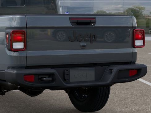 New 2025 Jeep Gladiator Sport w/ Premium Package image 15