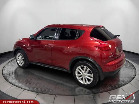 Used 2013 Nissan Juke SV image 3