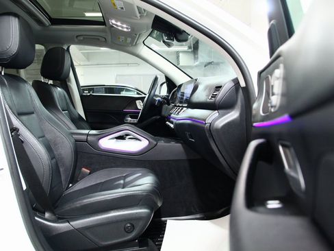 Used 2025 Mercedes-Benz GLE 350 4MATIC image 24