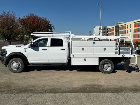 New 2026 RAM 5500 Tradesman w/ Chrome Appearance Group image 6