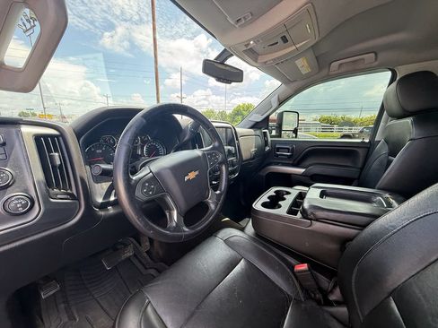 Used 2016 Chevrolet Silverado 2500 LT w/ LT Convenience Package AWD/4WD image 14