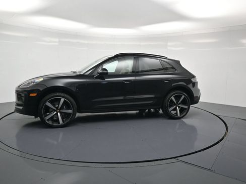 Used 2026 Porsche Macan AWD/4WD image 2