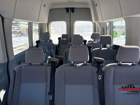 Used 2019 Ford Transit 350 XLT image 25