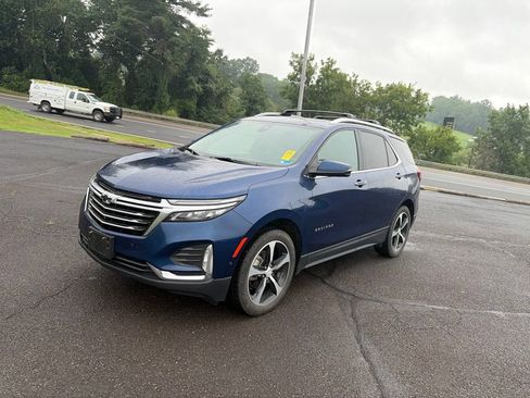 Used 2022 Chevrolet Equinox Premier AWD/4WD image 4