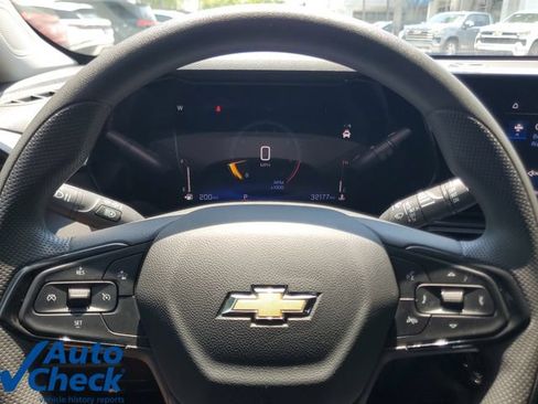 Used 2025 Chevrolet TrailBlazer LT w/ Driver Confidence Package FWD image 20