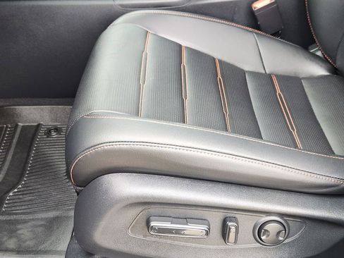 Used 2025 Honda CR-V Sport Touring image 25