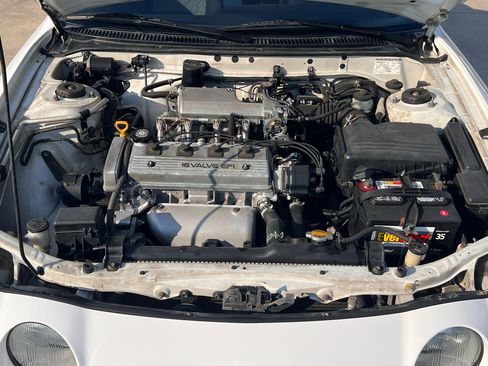 Used 1994 Toyota Celica ST image 16