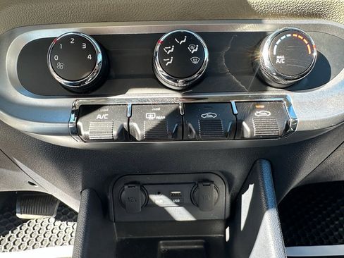 Used 2017 Kia Rio LX image 17