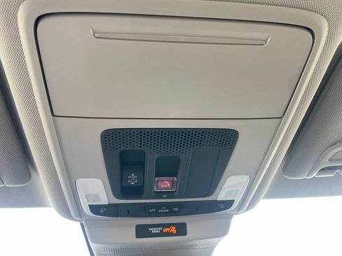Used 2025 Honda Accord EX-L image 19