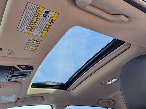 Certified 2025 Subaru Outback Onyx Edition image 24