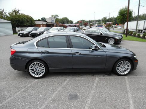 Used 2013 BMW 328i Sedan RWD image 7