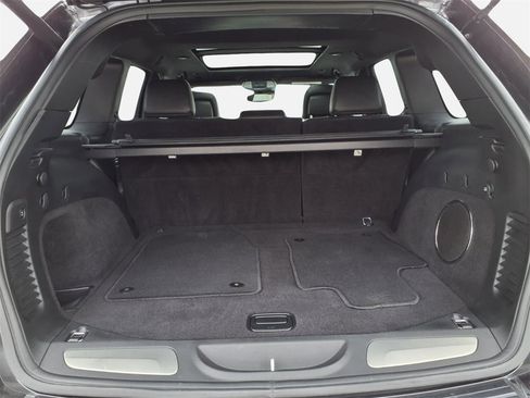 Used 2020 Jeep Grand Cherokee Overland image 6