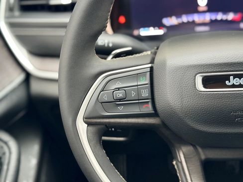 Used 2023 Jeep Grand Cherokee L Limited w/ Trailer Tow Group (B) image 22