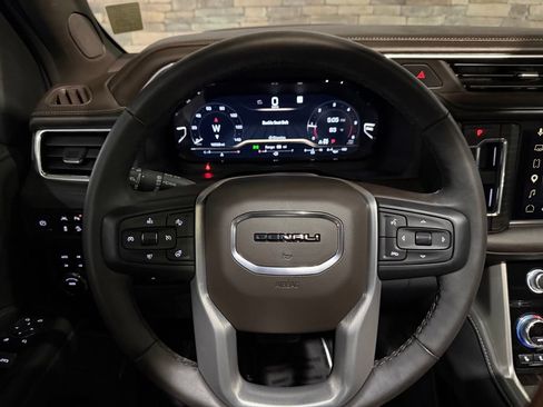 Used 2024 GMC Yukon Denali w/ Max Trailering Package AWD/4WD image 15