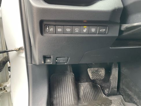 Used 2023 Toyota RAV4 XSE w/ Premium Package image 13